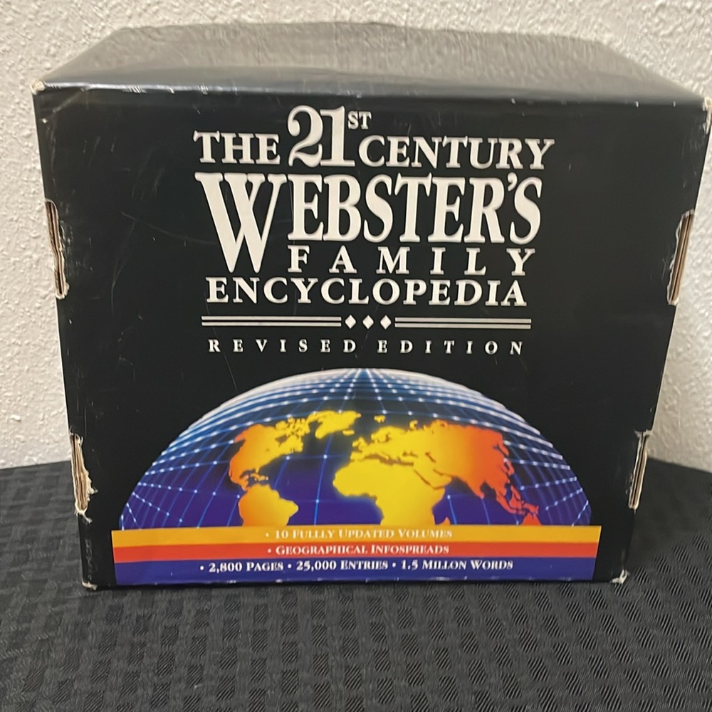 The 21st Century Webster’s Family Encyclopedia Revised Edition 10 Volume set EUC - Picture 1 of 6